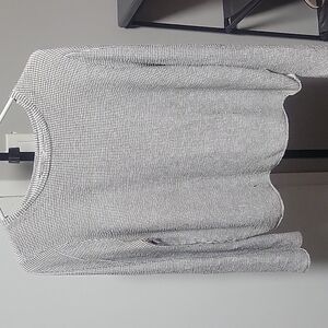 ZARA White and black top. Size Medium.